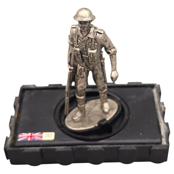 Vtg 1/32 British Military Soldier Figure Rifle Unpainted Metal Detailed - Picture 2 of 12